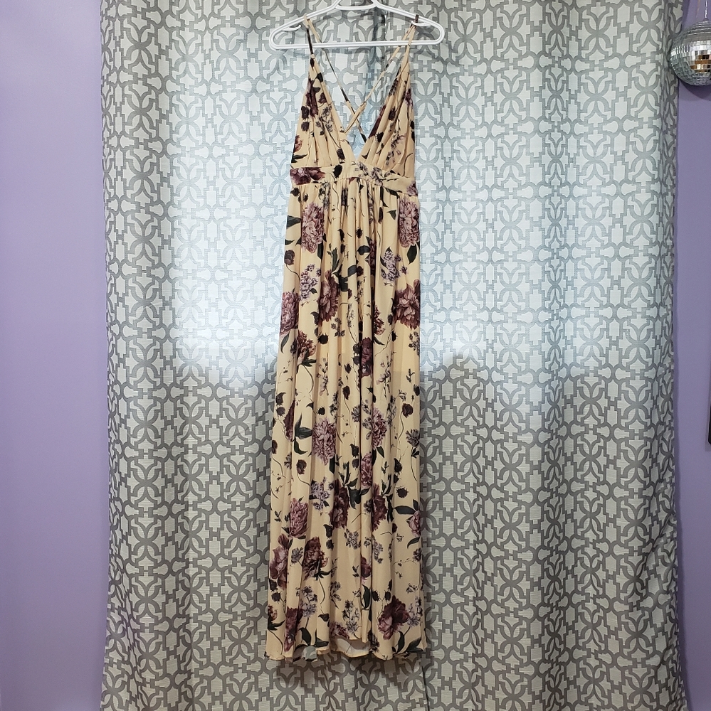 Flowy cross-back dress